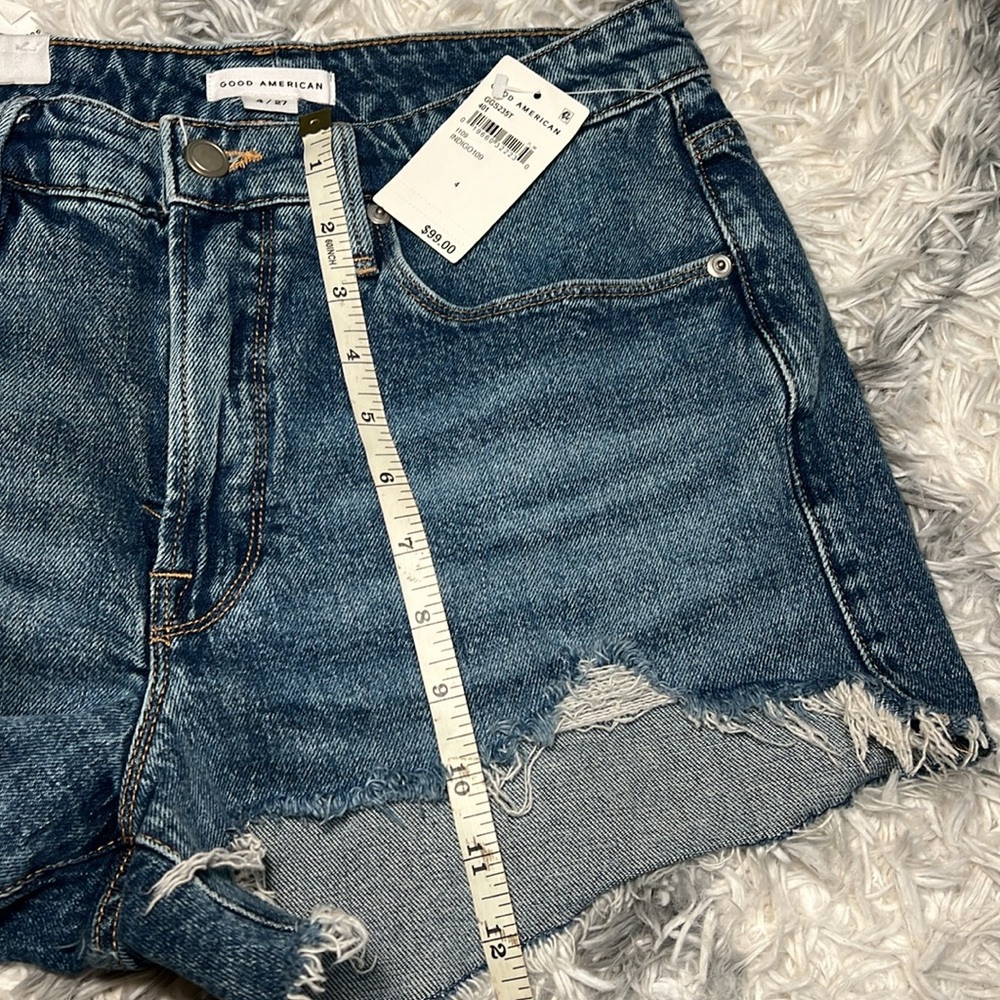 Good American Shorts - Picture 5 of 6